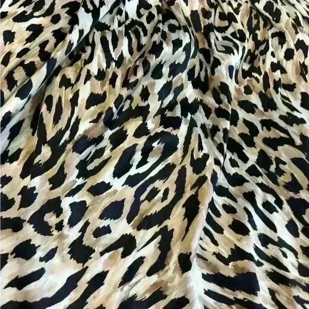 White House Black Market animal print satin a lined skirt. Size 10. - Picture 4 of 5